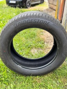 Bridgestone 235/55 r19