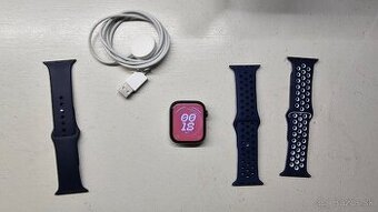 Apple Watch 7 black 45mm - čítaj popis, drobná chyba