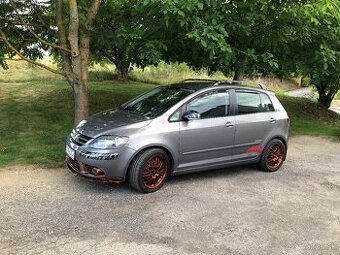 Predám Volkswagen Golf Plus 1.9TDI United