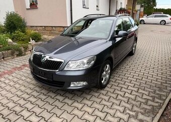 Škoda Octavia 1,6TDi Comfort pravidel.servis nafta manuál