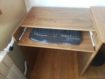 PISACI STOL A PC STOLIK PREDAM