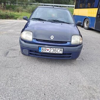Renault clio - 1