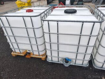 Predám ibc kontajner 1000l plastová nádrž