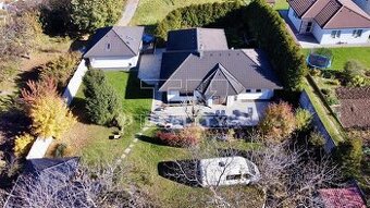 5i RD v Báhoni s garážou a krásnym pozemkom 1 374 m2 v...