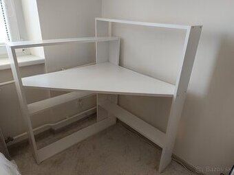 Biely rohovy pracovny stol