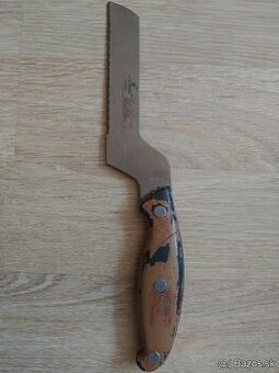 Kuchynsky nôž pre osoby so znizenou citlivostou ruk