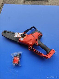 MILWAUKEE M18 FUEL™ Kompaktná reťazová píla M18FHS20