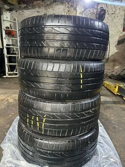 245/45r18 4ks