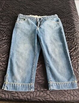 Dámske trojštvrťové džíny