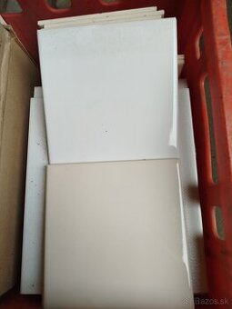 Darujem staré obkladačky