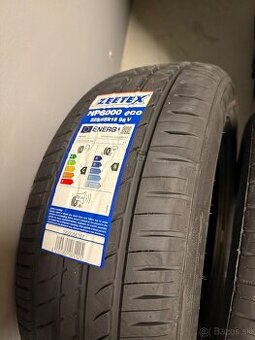 Zeetex 225/55 R18