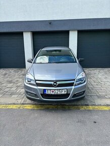 Opel Astra 1.7 CDTi Elegance 100k