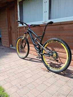 Yt capra cf pro race 2015 27,5" veľkosť L
