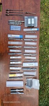 Predám kvalitnú sadu frez, vrtákov a nožov - VHM - 1