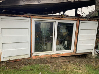 Lodný kontajner 20' s dvomi bočnými dverami