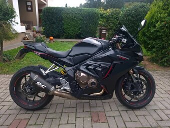 Predám Hondu CBR 650 R, r. 2020