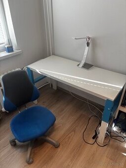 Detský pracovný stôl a stolička