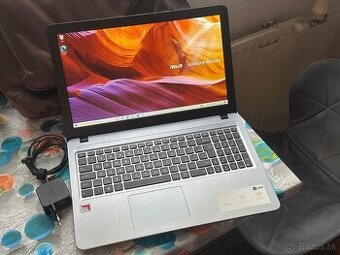 Asus VivoBook 15