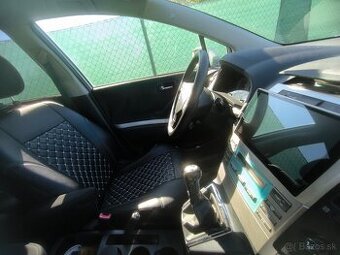 Corola verso 7miest 2.2d4d 100kw