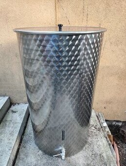 Celonerezová 500l nádoba so spodným ventilom, plávajúcim a p