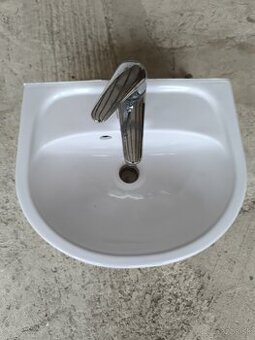 Umývadlo s batériou veľké - 1