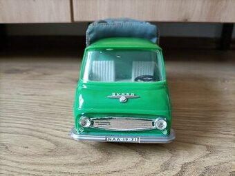 Skoda 1203 zelena kdn