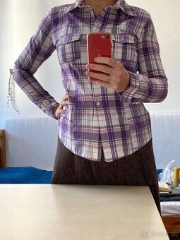 Krasna vypasovana bluzka S