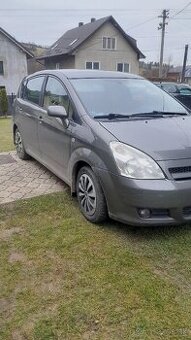 toyota corolla verso