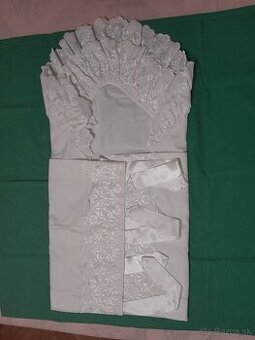 Zavinovačka s krajkovou viazačkou