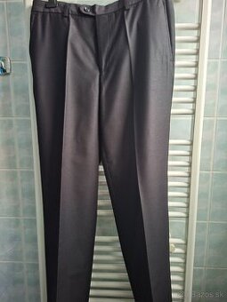 Oblekové nohavice s vestičkou