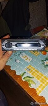 Ako nove funkcne Sony CDX-GT20 Xpload 4x45w.komplet s ramikm