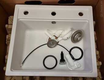 Nový kuchynský drez Schock Mono