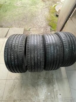 225/45 R17 BARUM