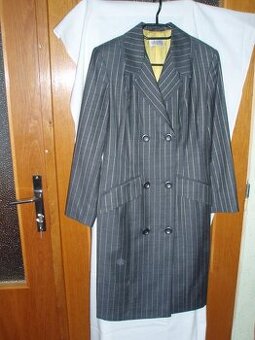 Šaty – „MANAGER“