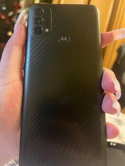 Moto e40