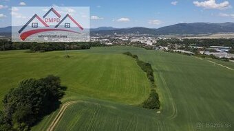 Ponúkame Vám na predaj investičný pozemok.