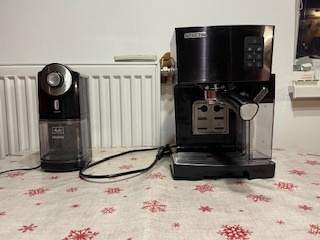 Kávovar s mlynčekom