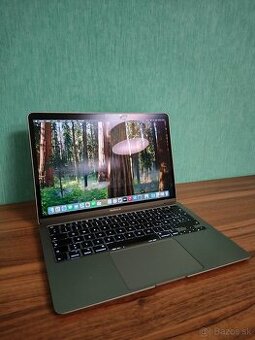 MacBook Air 2020 | i5 • 16GB • 256GB SSD