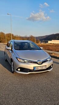 Toyota Auris (facelift model)