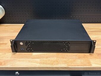 Serverová skrinka profi 2U SLIGER CX2130c hĺbka 13 palcov