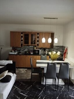 Na prenájom rodinný dom Zbehy za skvelú cenu 650 eur