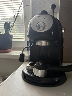 Kávovar De'Longhi