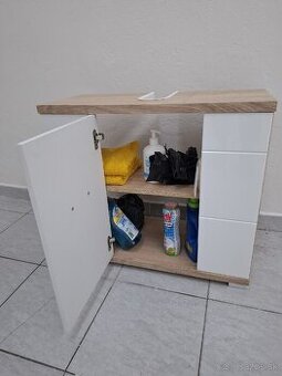 Skrinka pod umývadlo