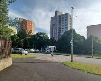 Na prenájom 3iz byt Bratislava-Petržalka, ulica Mamateyova