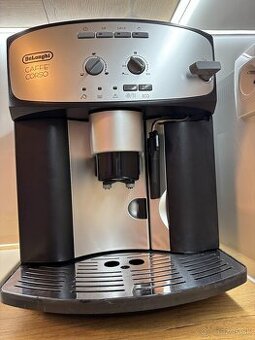 Kavovar Delonghi