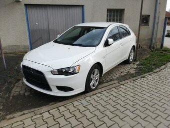 Mitsubishi Lancer - 1