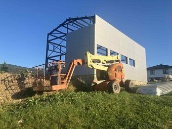 Montaznu vysokozdvyznu plosinu