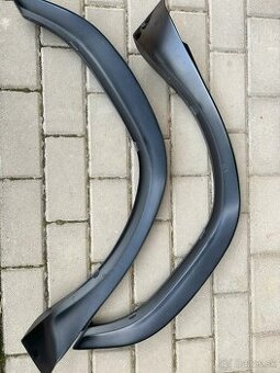 Plastové lemy Škdoa Favorit - predné