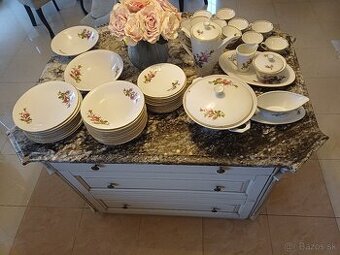 Obedová a čajová súprava