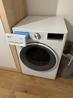 Sušička prádla LG RC82V9AVHN